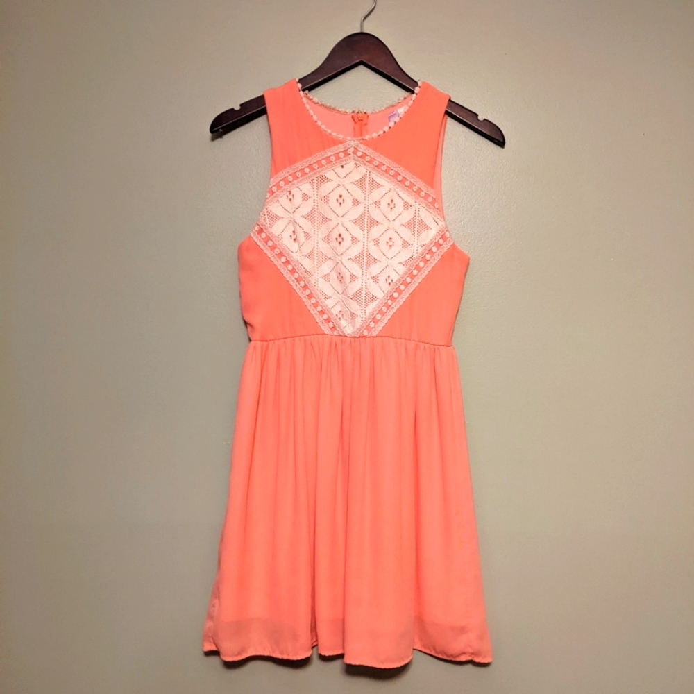 Alya Dress with Lace Embellishment